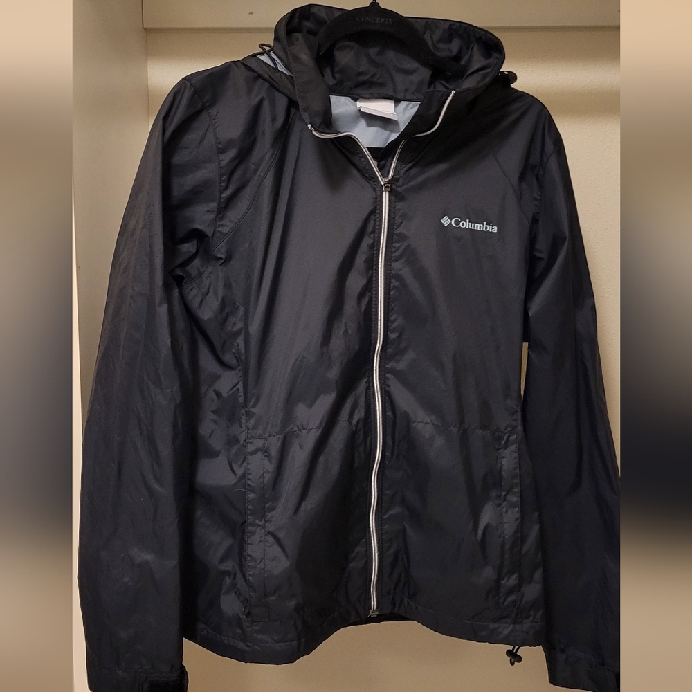 Columbia Women's Black Jacket Windbreaker